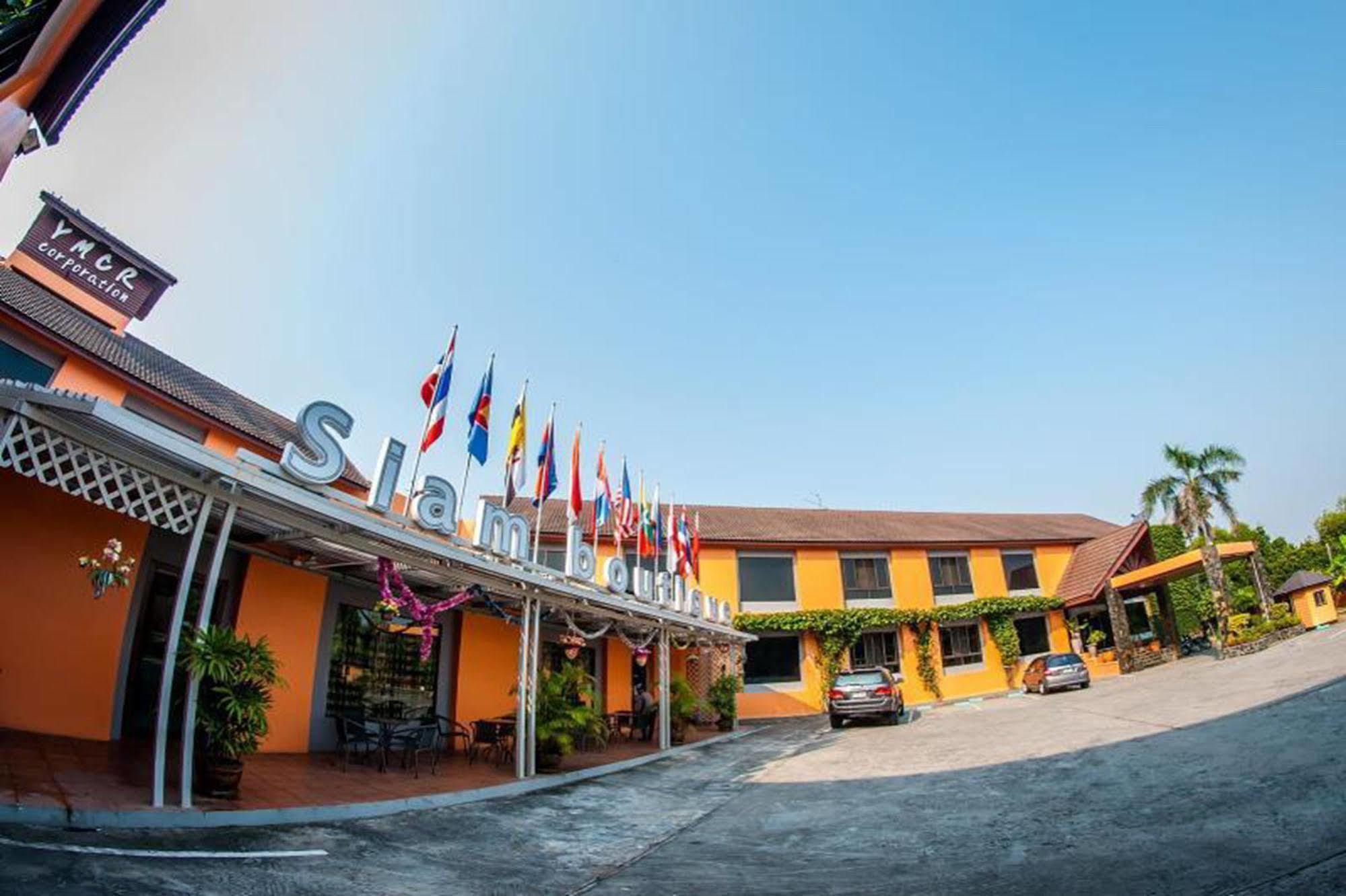 Siam Boutique Hotel Бурирам Екстериор снимка